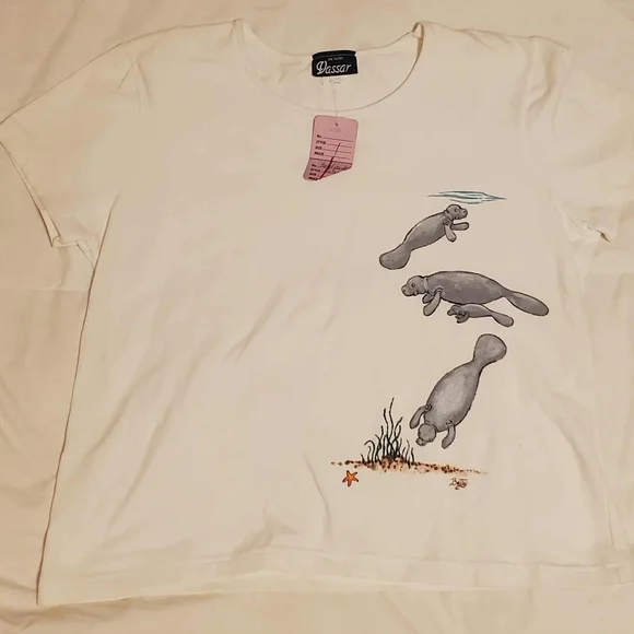Manatee Tshirt Womens Handpainted Vintage Conservation - Picture 1 of 3